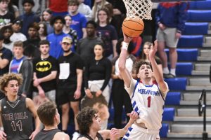 Davis scores all 16 in second half to lift MHS over GW